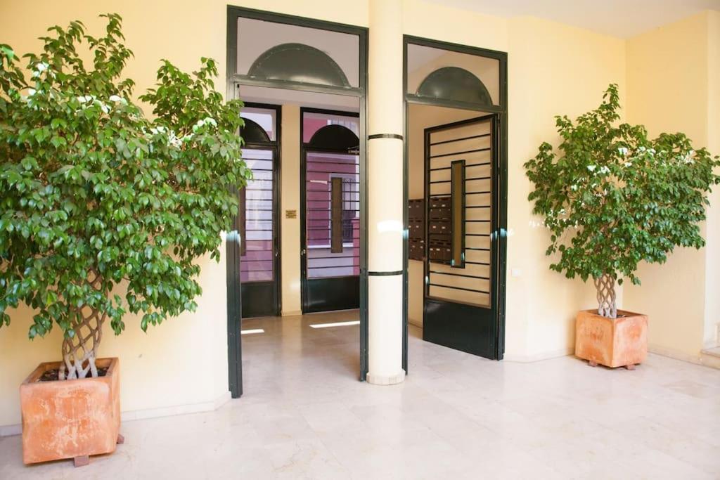 Apartament Zona 1 Santa Cruz Parking Privado Sewilla Zewnętrze zdjęcie