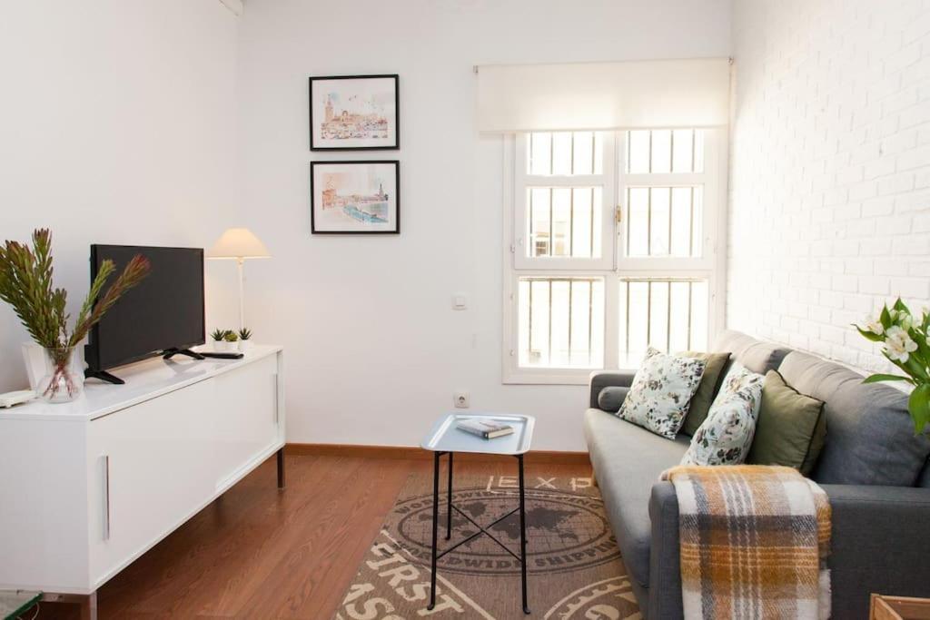 Apartament Zona 1 Santa Cruz Parking Privado Sewilla Zewnętrze zdjęcie