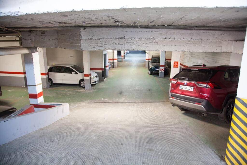 Apartament Zona 1 Santa Cruz Parking Privado Sewilla Zewnętrze zdjęcie