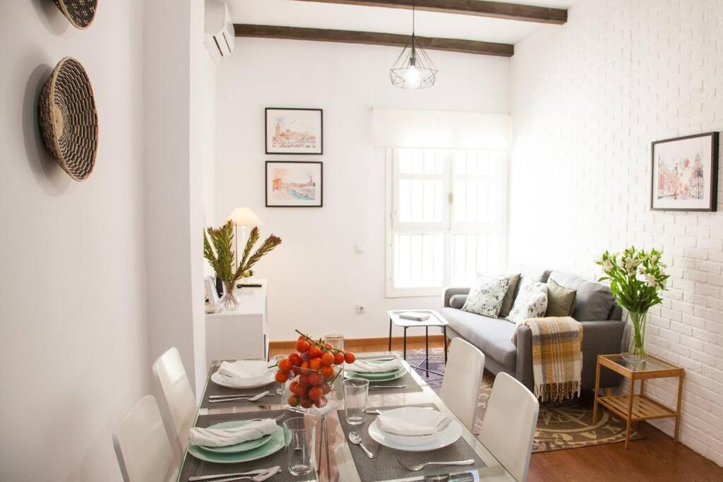Apartament Zona 1 Santa Cruz Parking Privado Sewilla Zewnętrze zdjęcie